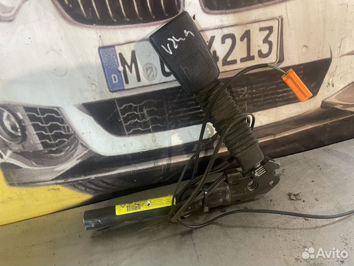 Замок ремня безопасности Форд Фокус 2 левый