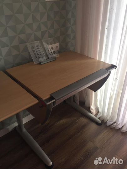 Стол парта moll