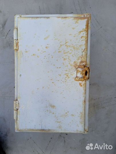 Ящик металлический