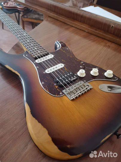 Гитара Vintage Stratocaster