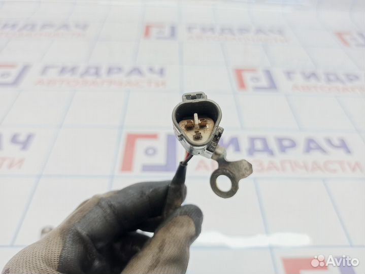 Датчик положения коленвала Toyota Land Cruiser Prado (90) 90919-05016