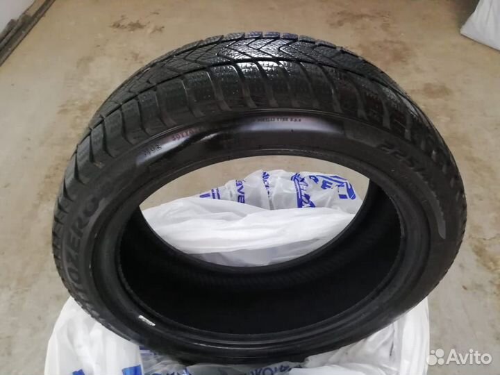 Pirelli Carrier Winter 245/40 R18