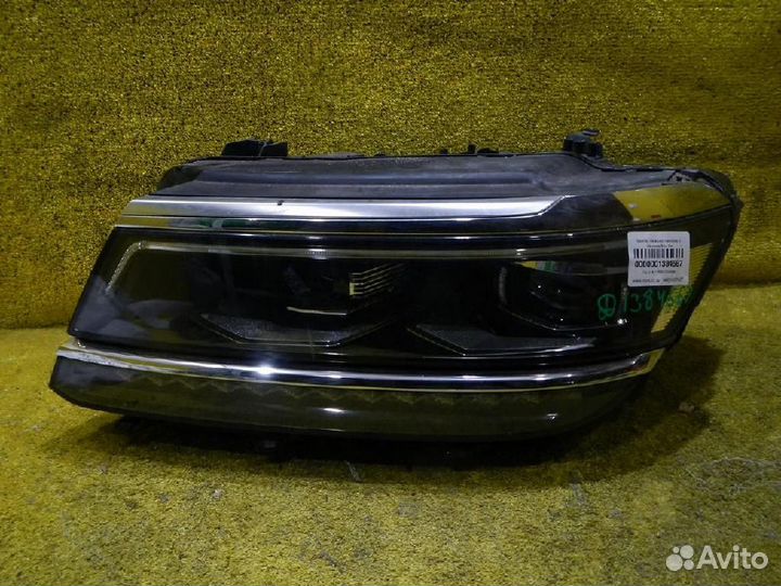 Фара левая Volkswagen Tiguan