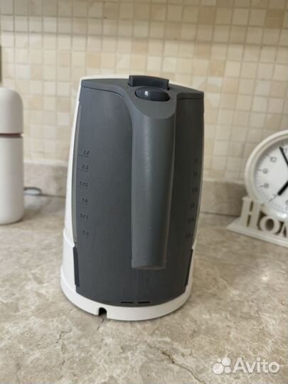 Чайник электрический Braun