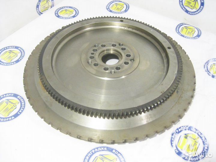 Маховик 04908425 volvo, B 7