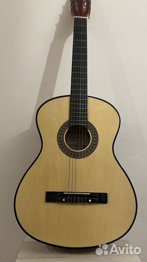 Акустическая гитара