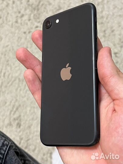 iPhone SE (2022), 64 ГБ