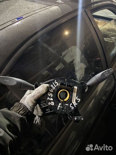 Подрулевые переключатели Ford Focus 1