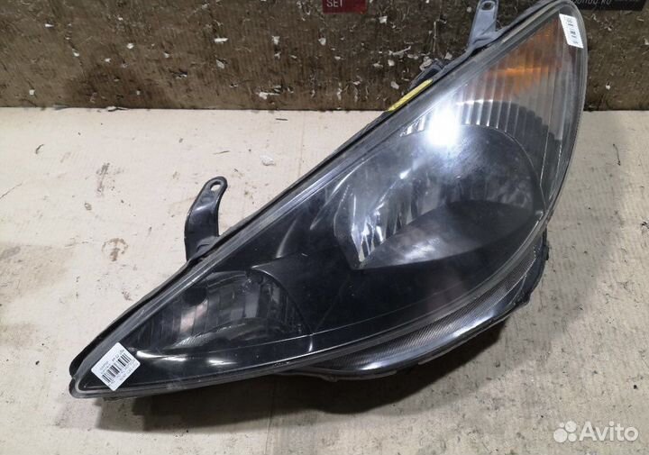 Фара xenon toyota estima acr30 2003 год