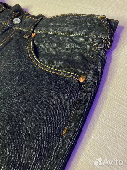 Джинсы Evisu белые галочки на руках