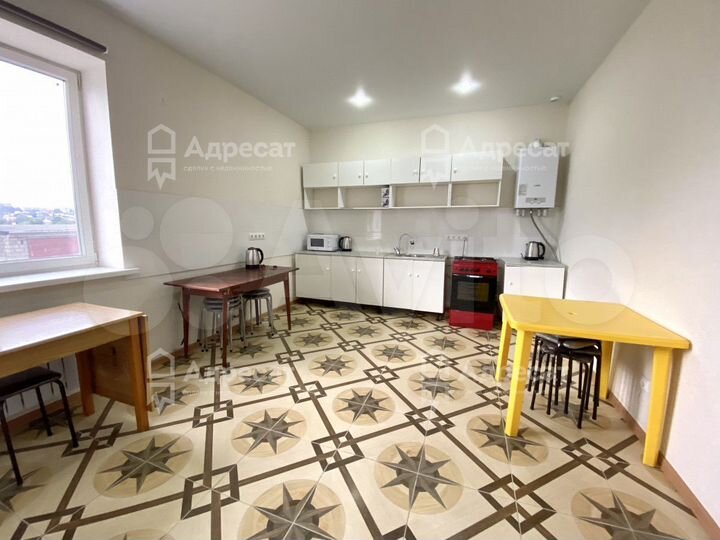 Комната 16,5 м² в 6-к., 2/2 эт.