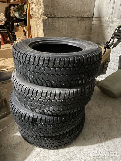 Dunlop Dignos D-01 235/55 R17