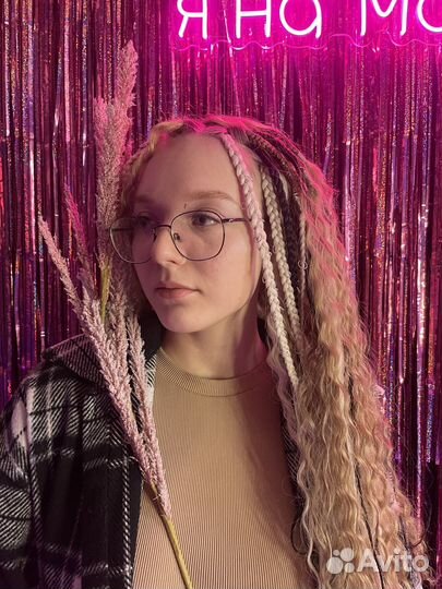 Плетение кос - де косы и дреды