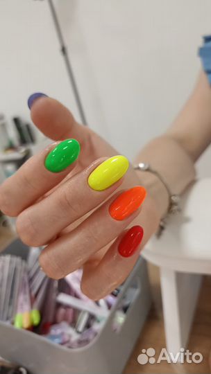 Наращивание ногтей