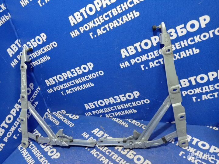 Петля крышки багажника Mercedes-Benz W220 седан