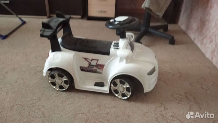 Детская машинка каталка