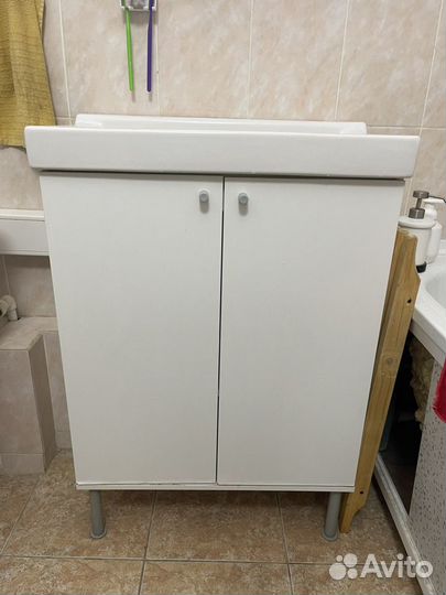 Раковина в ванную и шкафчик в ванную IKEA