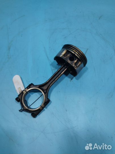 Поршень двигателя 4G18 Mitsubishi