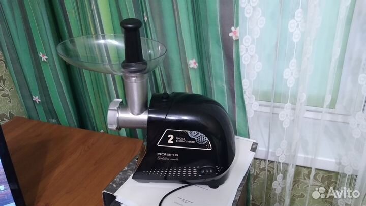 Мясорубка электрическая