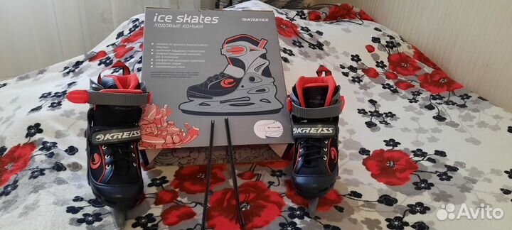 Коньки хоккейные детские