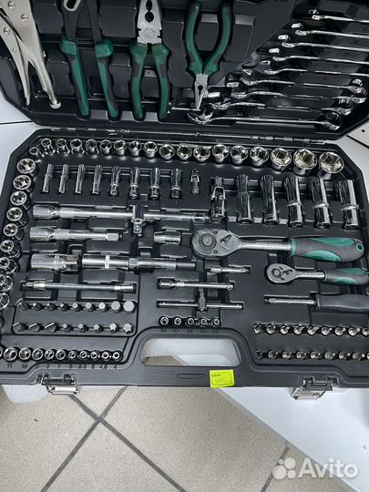 Набор инструментов 131 предмет