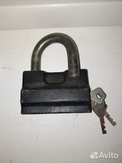 Замок висячий дисковый