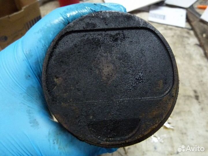 Поршень с шатуном Audi A8 4E 2002-2010