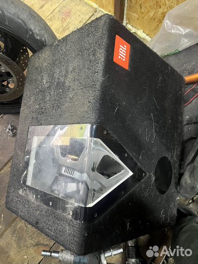 Сабвуфер jbl 12