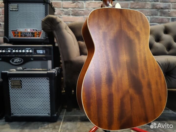 Акустическая Гитара 4/4 + Чехол (махагони)