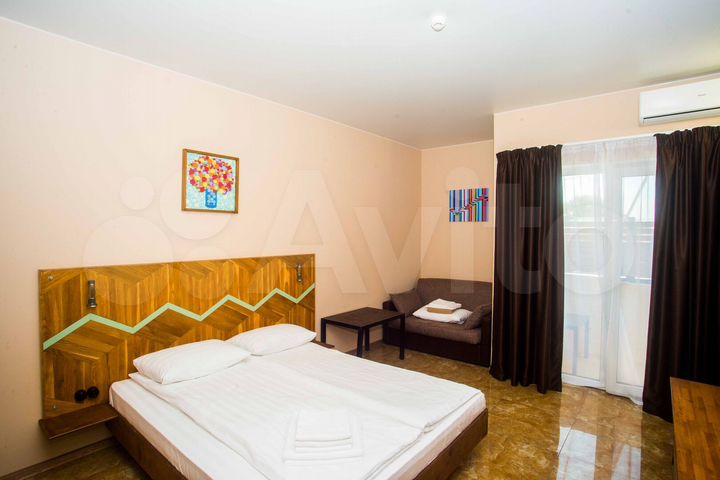 Гостиница, 1350 м²