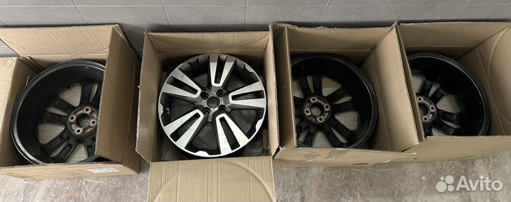 Диски литые бу r17