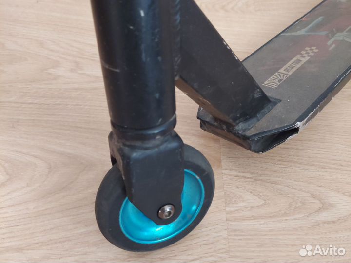 Трюковой самокат