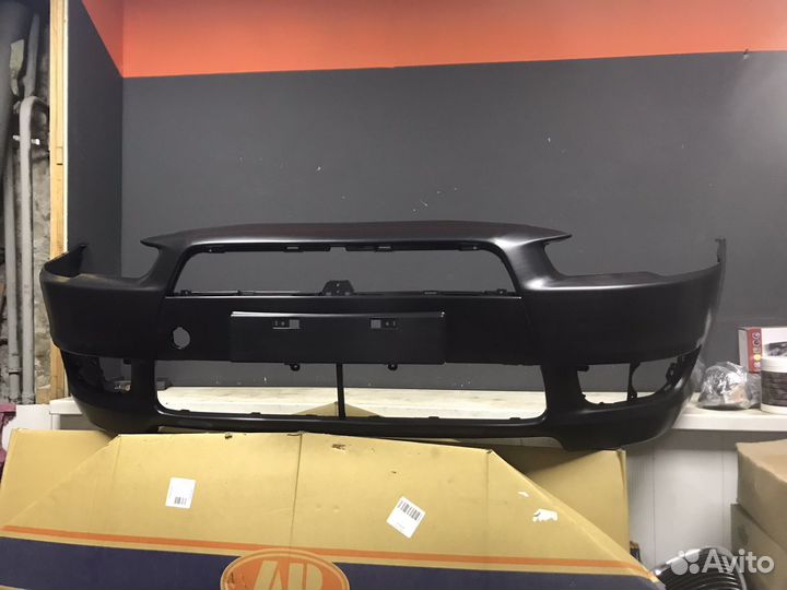 Бампер передний mitsubishi Lancer 10
