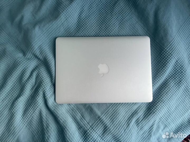 MacBook Air (13 дюймов, 2017 г.)