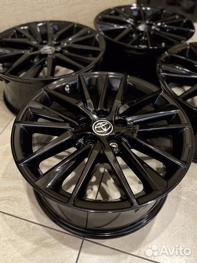 Диски Toyota Camry v70 GR-Sport оригинал
