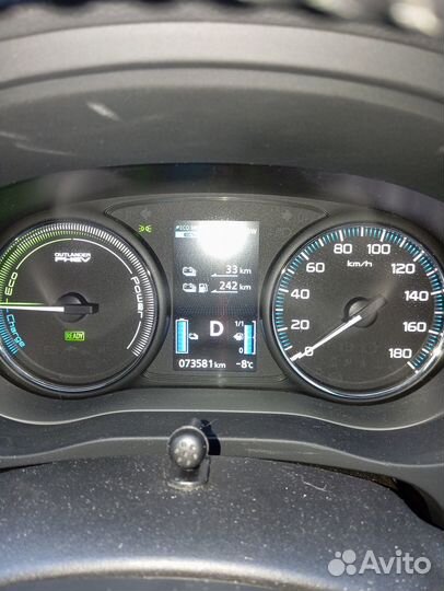 Mitsubishi Outlander 2.0 AT, 2017, 74 500 км