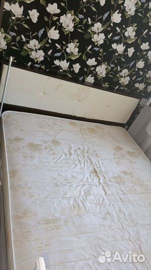 Кровать с матрасом бу