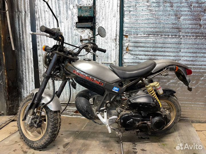 П Р О Д А М Suzuki Street Magic -2