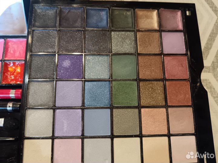 Набор косметики/ Палитра теней отличная Летуаль