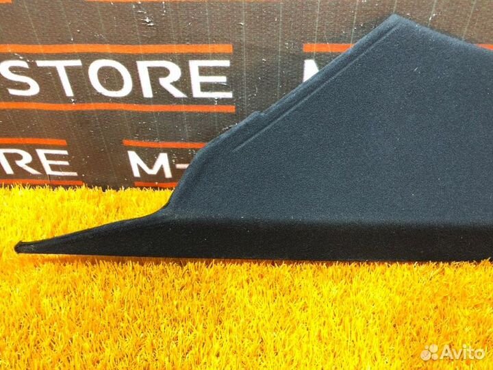 Обшивка стойки задняя правая Bmw 5-Series E60