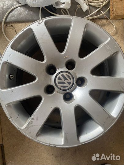 Комплект литых дисков r15