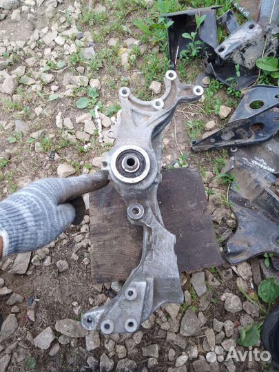 Кронштейн генератора Volkswagen Passat b5