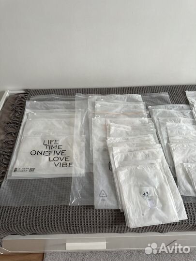 Упаковочные пакеты с бегунком для маркетплейсов