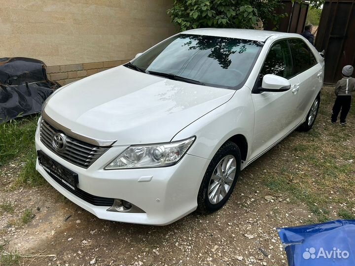 Toyota Camry 2.5 AT, 2013, битый, 288 000 км
