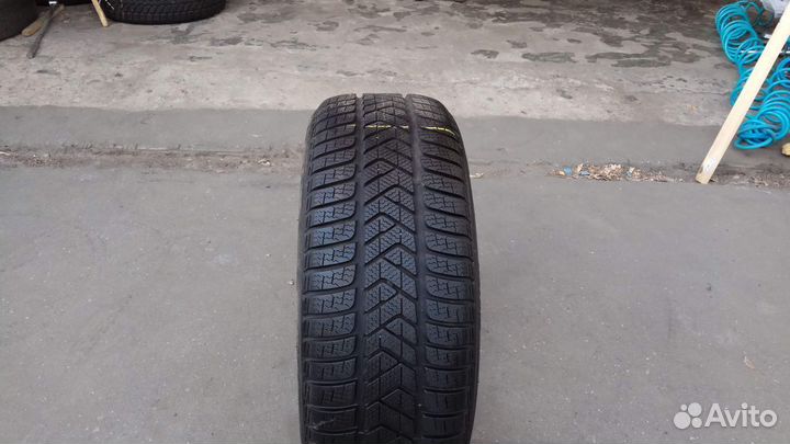 Pirelli Winter Sottozero 3 225/45 R18 200V