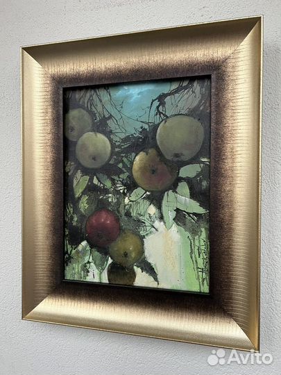 Картина маслом натюрморт виноград, яблоки, айва