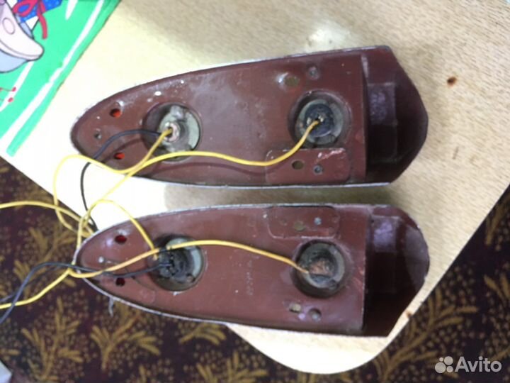 Задние стопы волга 21