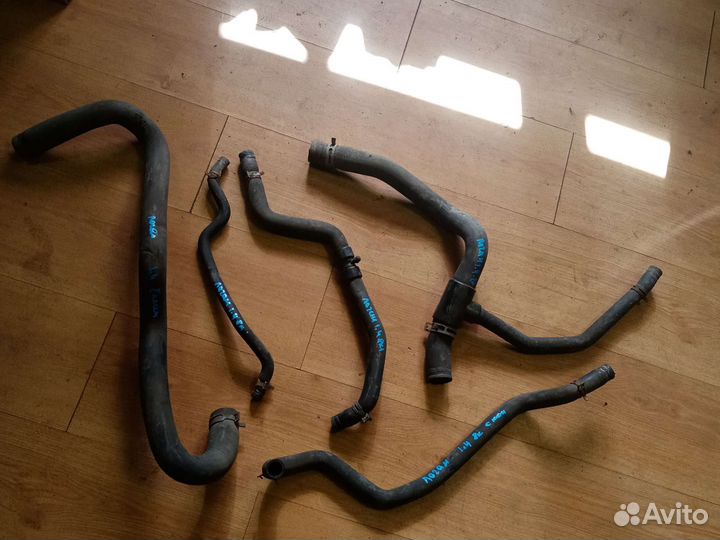 Патрубки системы охлаждения. Логан 1.4