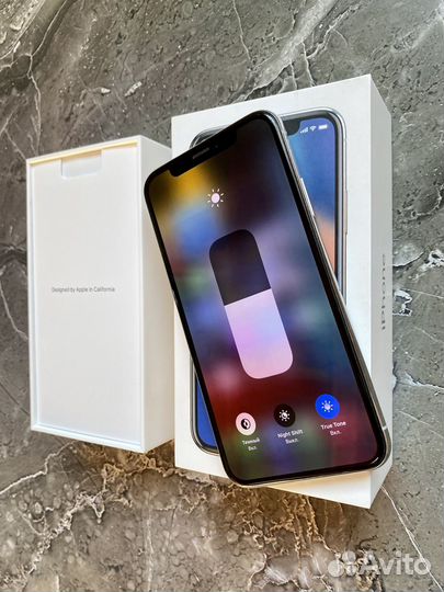 iPhone X, 256 ГБ
