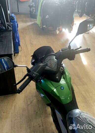 Мопед 125 кубов storm cross (по док. 49,9 сс)